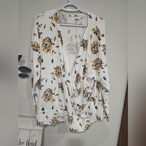 Maurices wrap blouse 2X